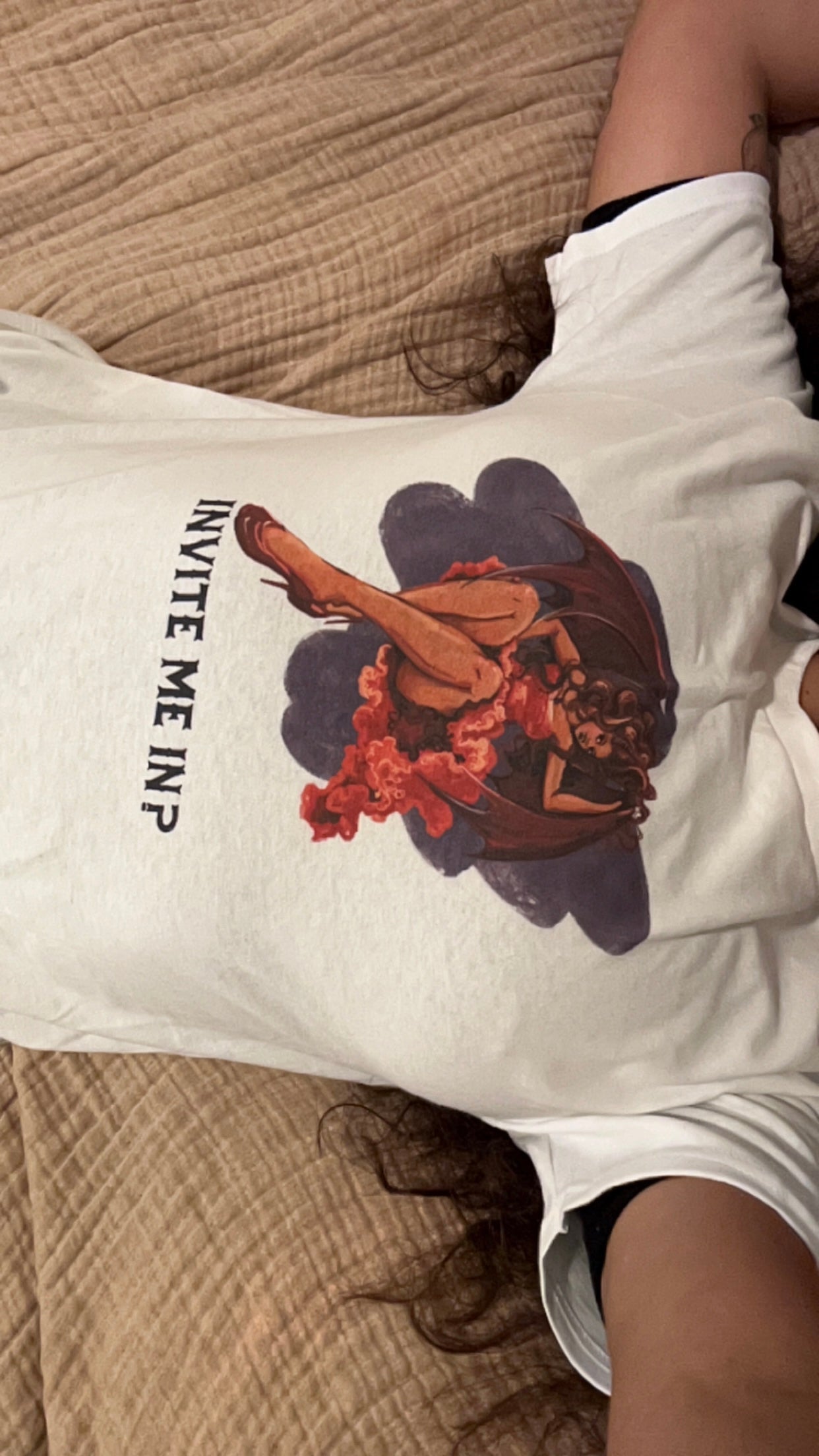 Halloween Shirt of the Week @jiwanasol.art
