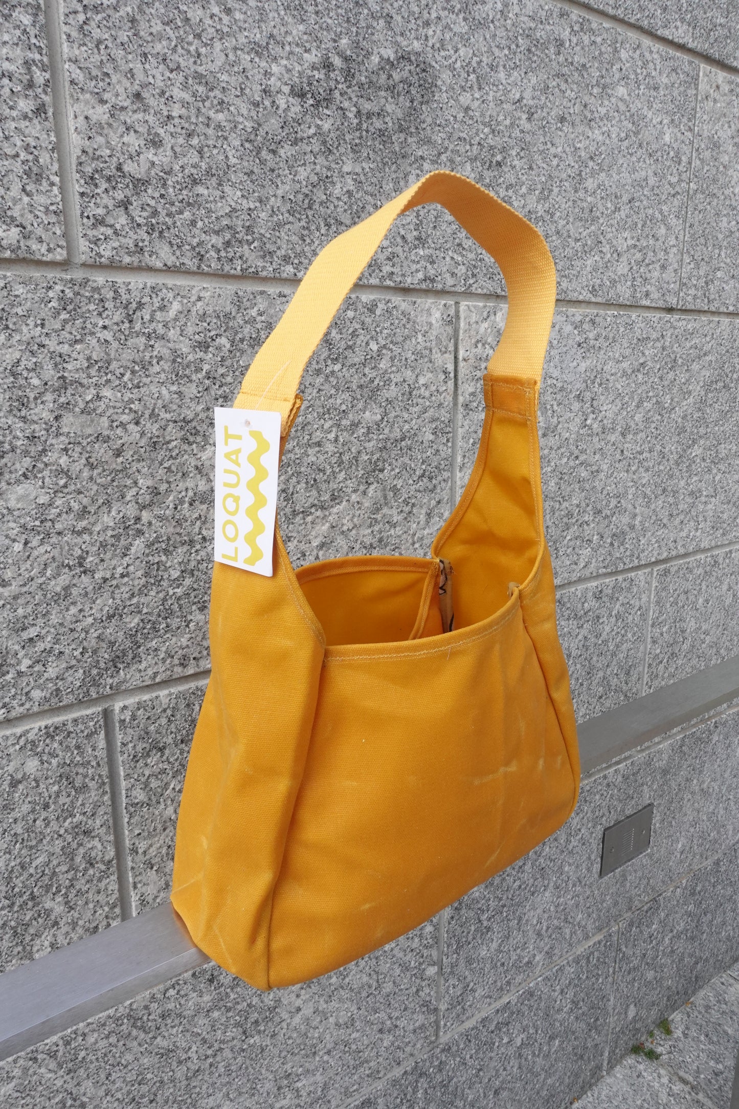 Loquat Waxed Pocket Purse