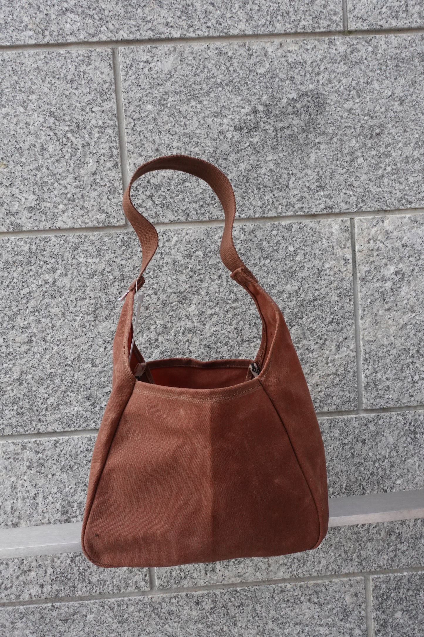 Cedar Waxed Pocket Purse