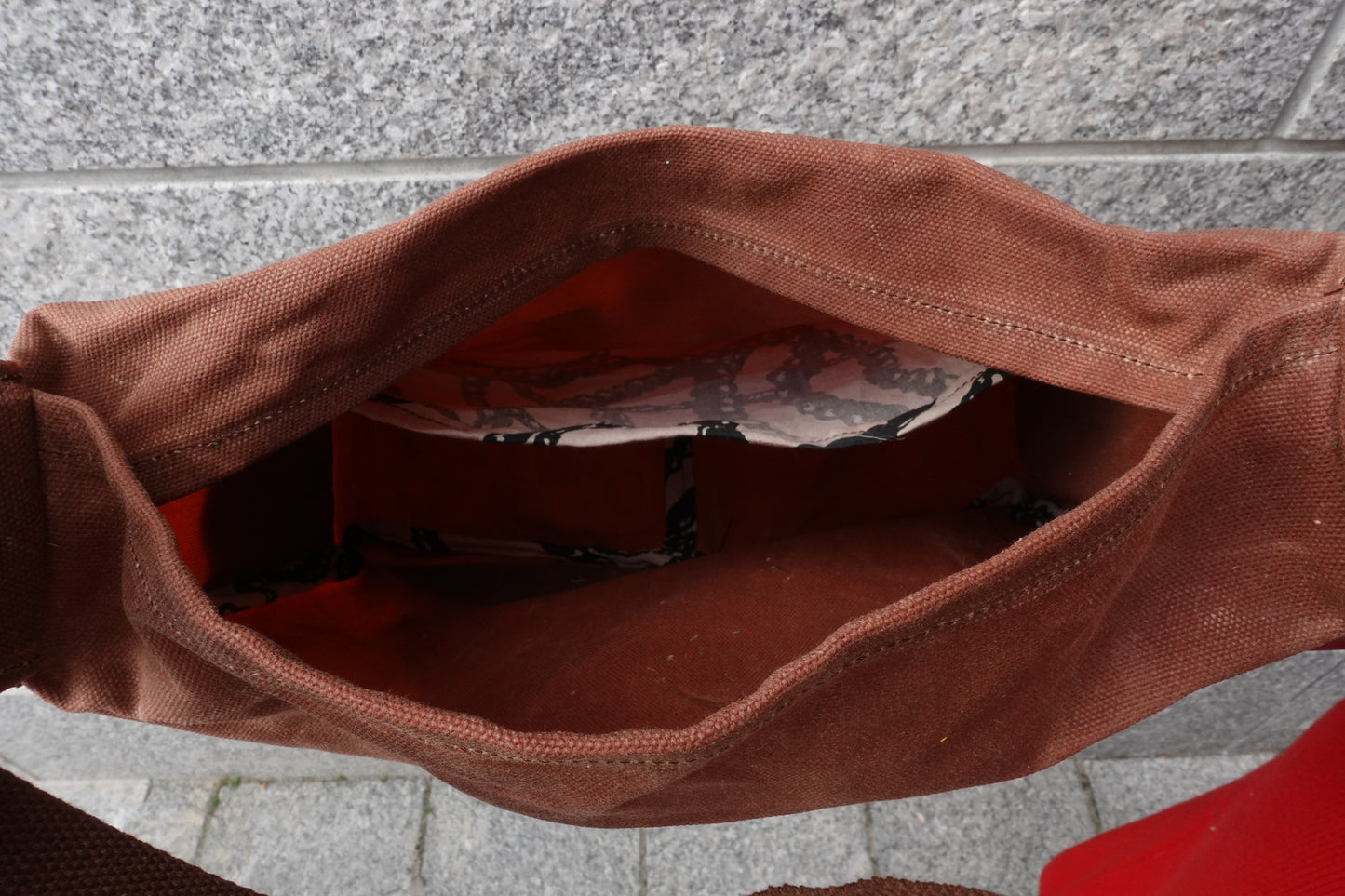 Cedar Waxed Slouch Pouch