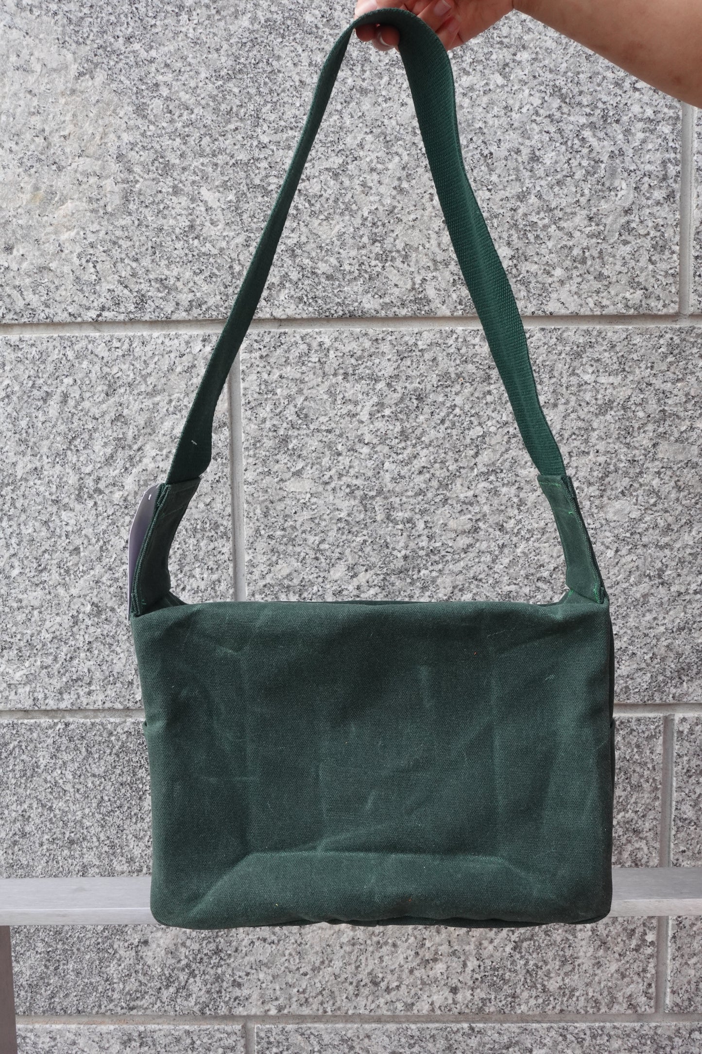 Bermuda Grass Waxed Slouch Pouch