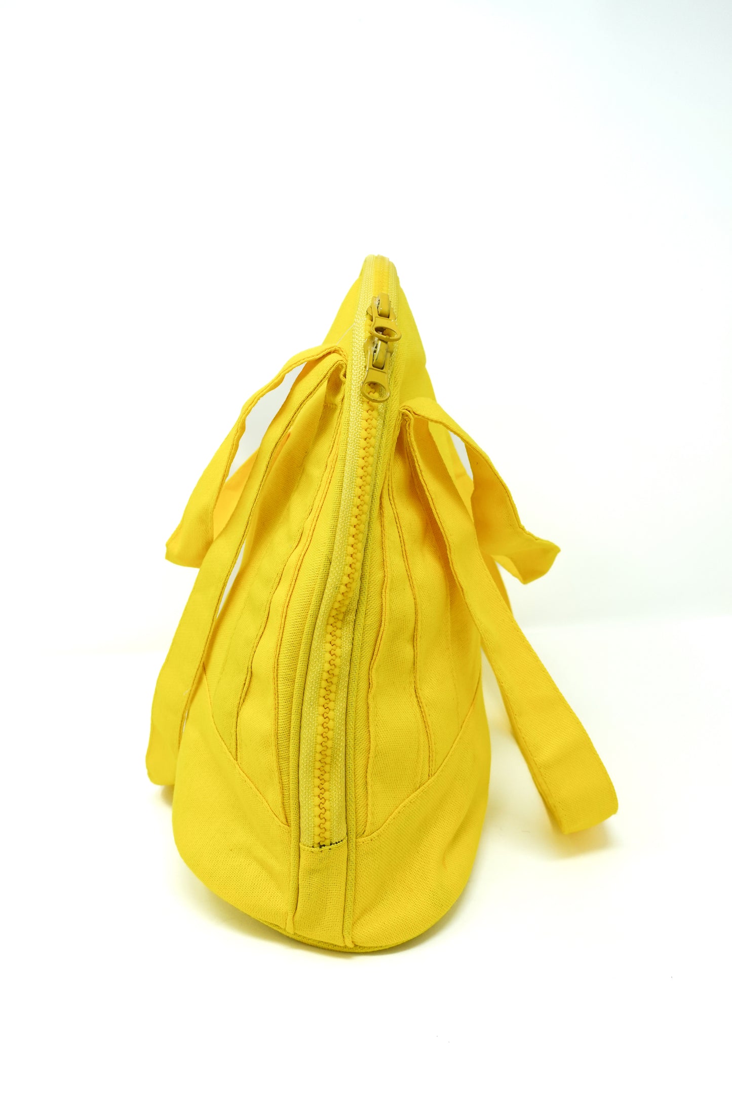 Shell Purse - Loquat