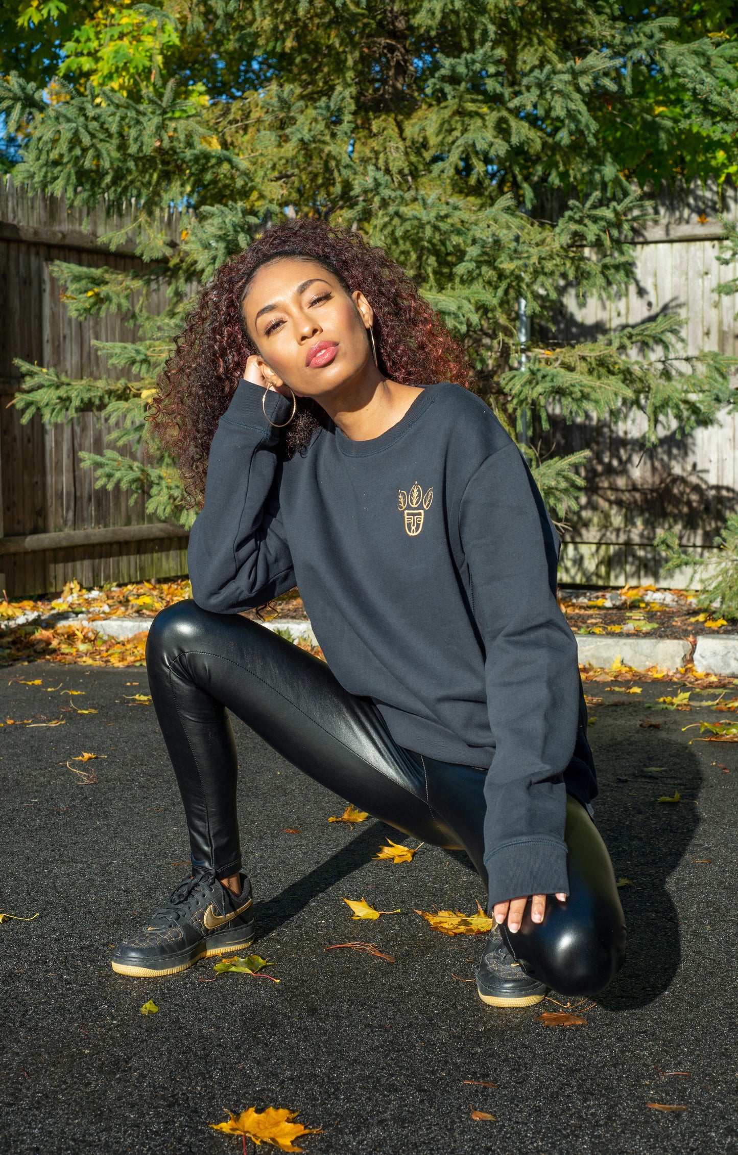 Indigo Arts Alliance X Loquat Pull Over - Navy