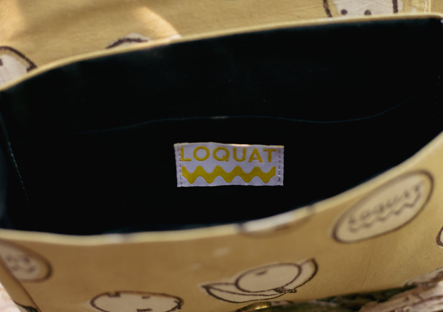 Loquat Dot Mini Messenger Purse