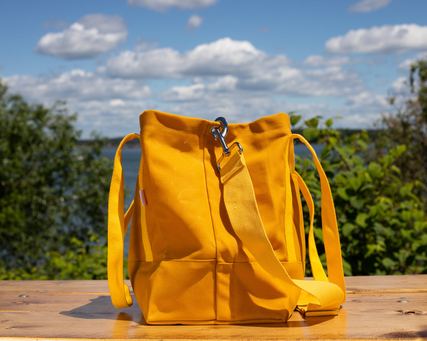 Loquat Waxed Market Tote
