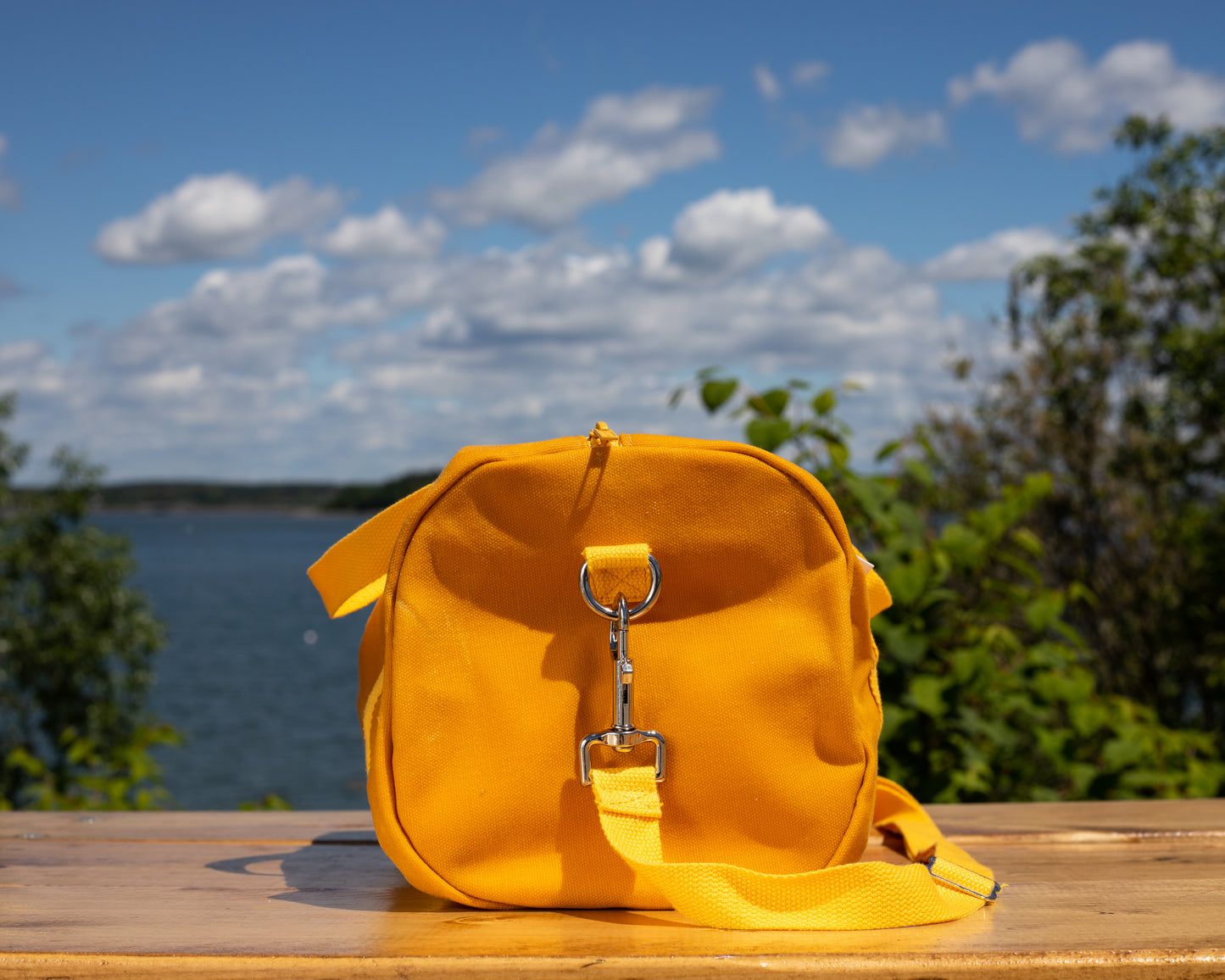 Loquat Waxed Town Bag