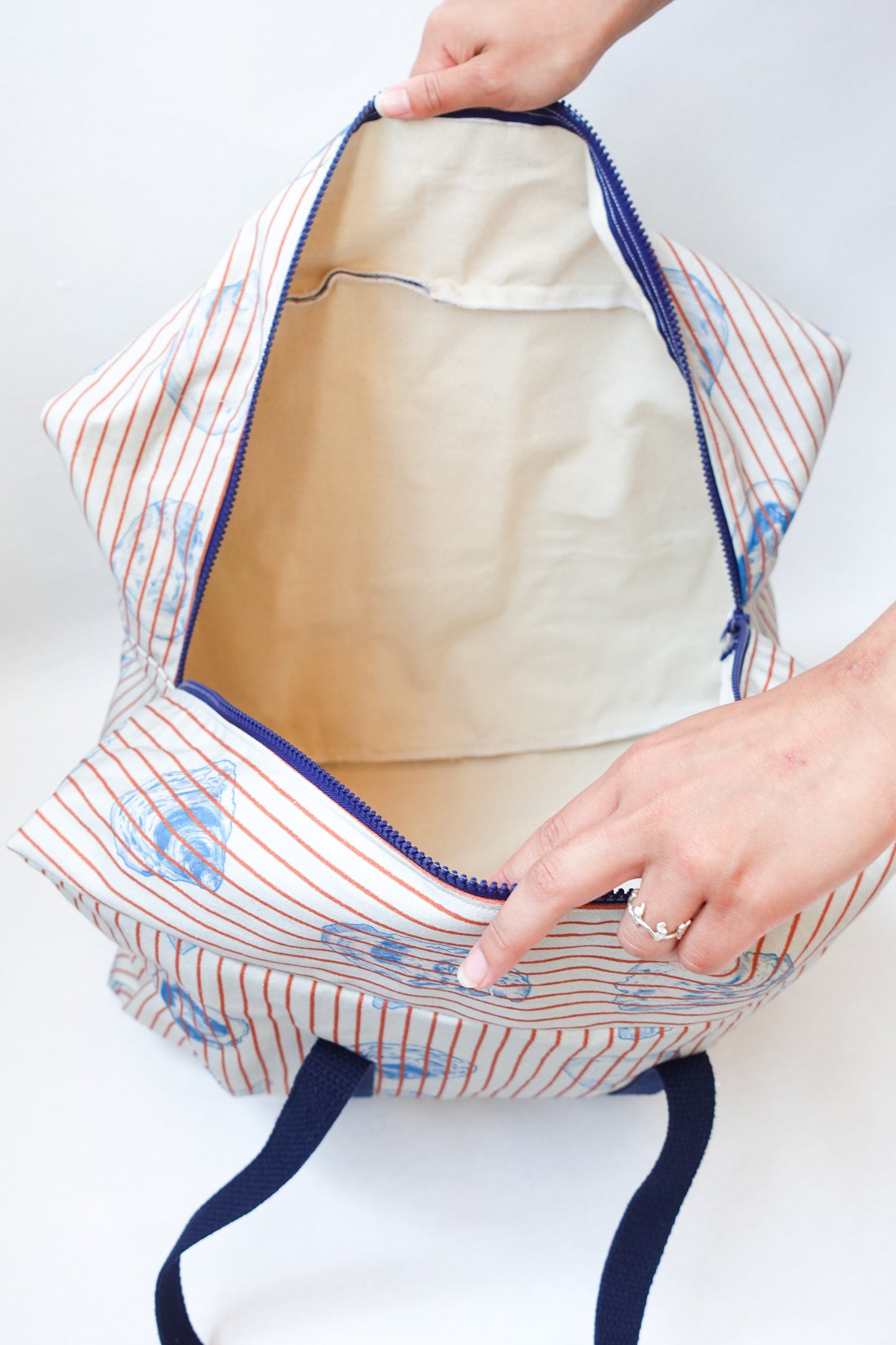 Oyster Everything Bag