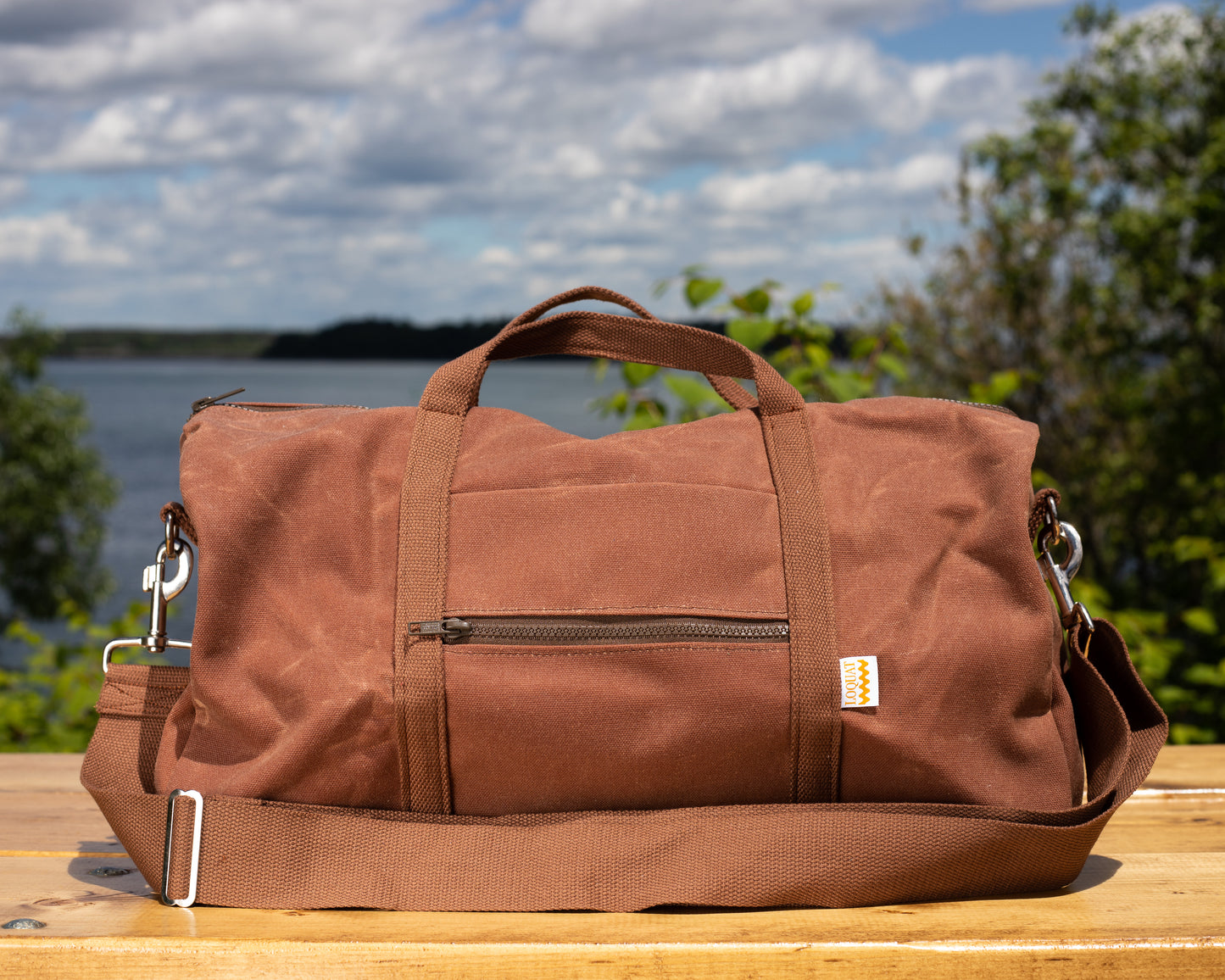 Cedar Waxed Country Bag